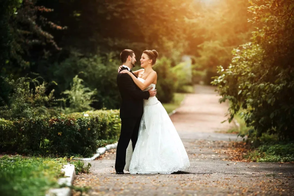 Scintillating Pose In A Vintage Setting