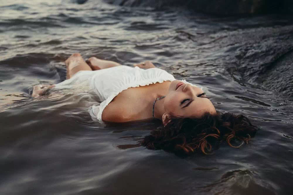 In the Sea Shore