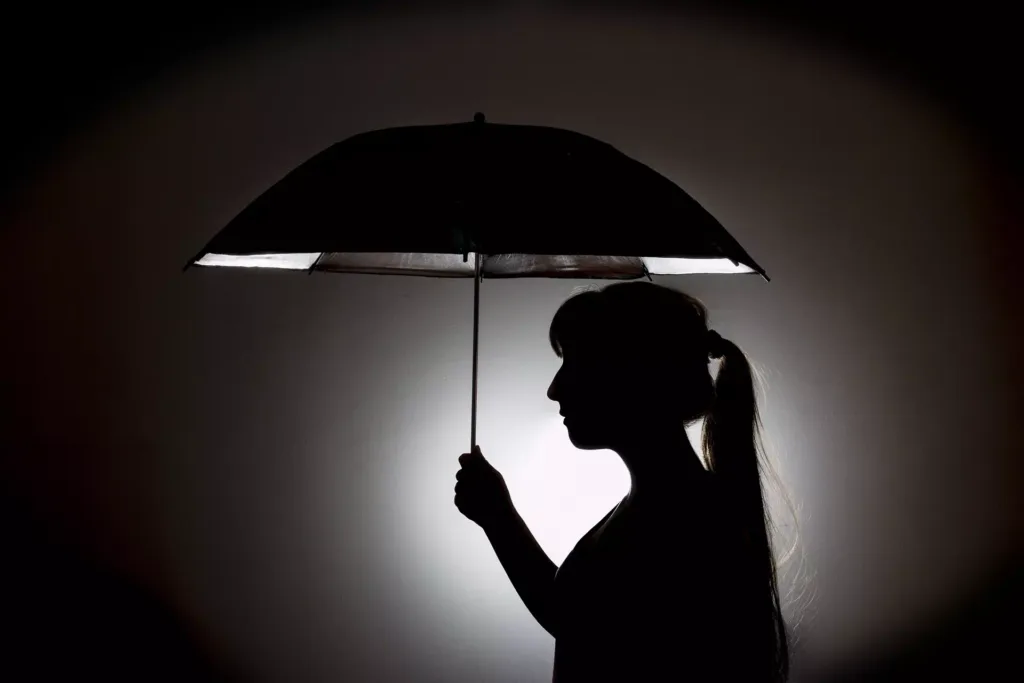 Play With Light and Shadow