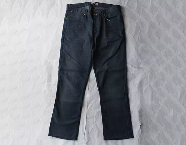 Jeans product photo before editing