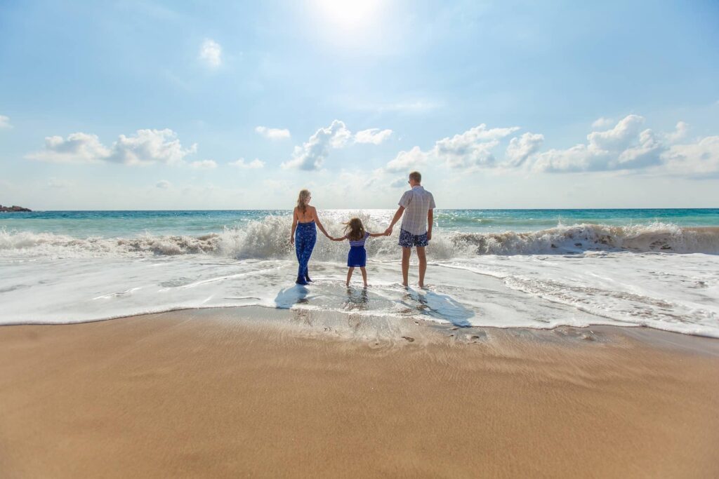 In the seabeach.jpg - Vector Design US, Inc In the seabeach