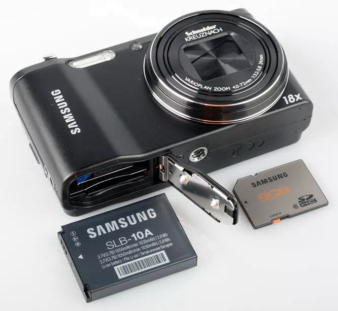 Backup battery and memory card