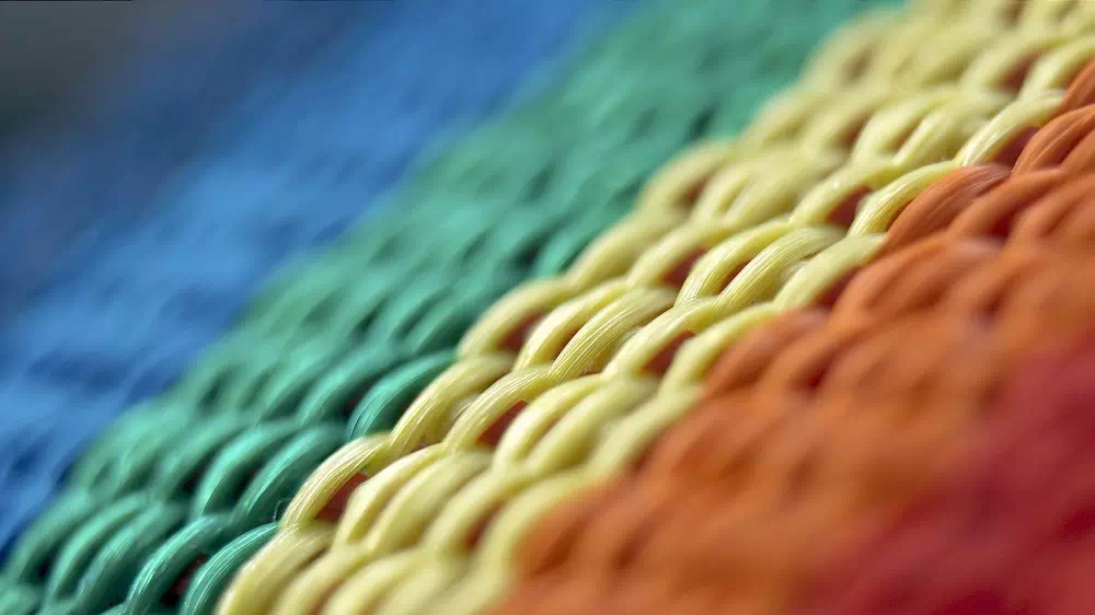 Color and Thread Considerations Color and Thread Considerations